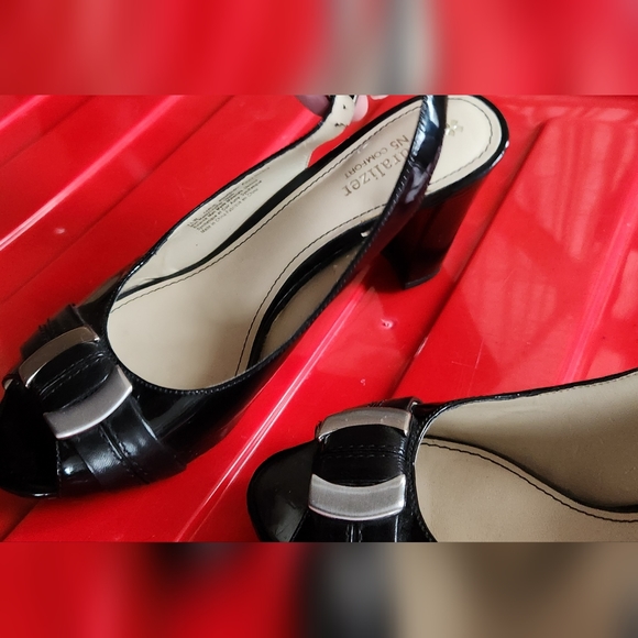 Naturalizer N5 Comfort black peep toe slingback heels - Picture 2 of 16